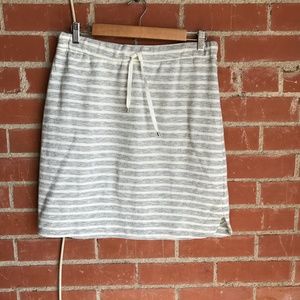 Dakini gray and cream striped skirt size L